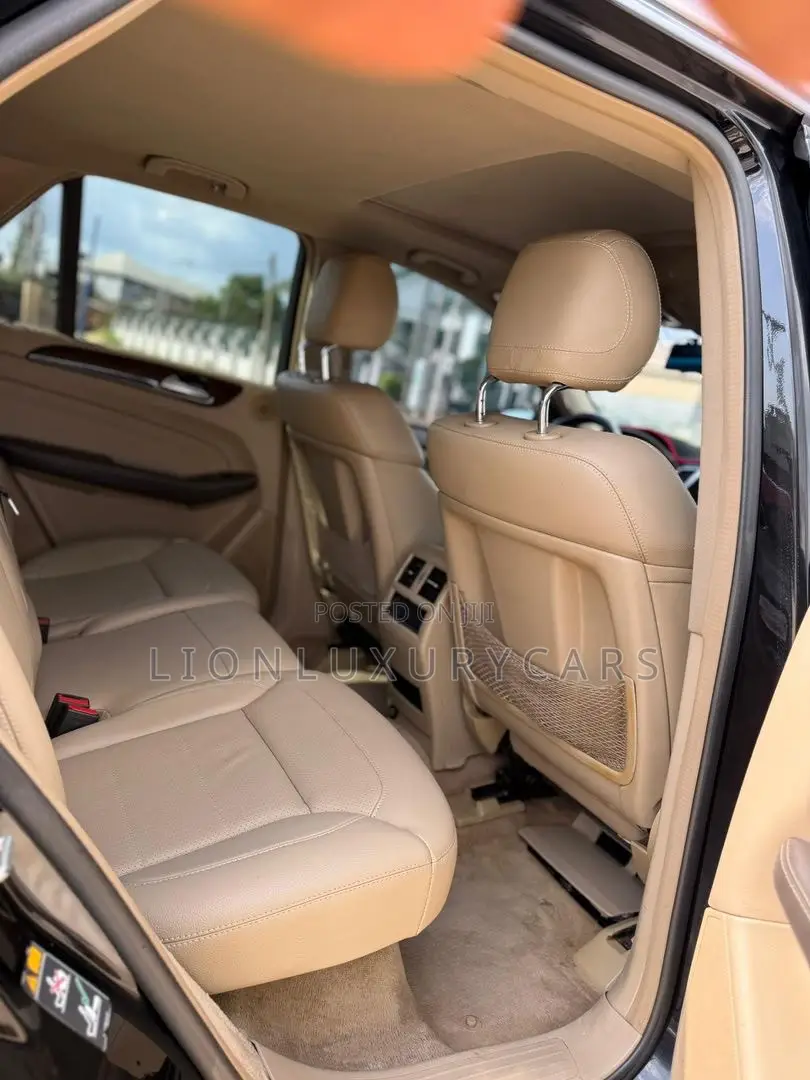 Mercedes-Benz M Class 2013 Gray