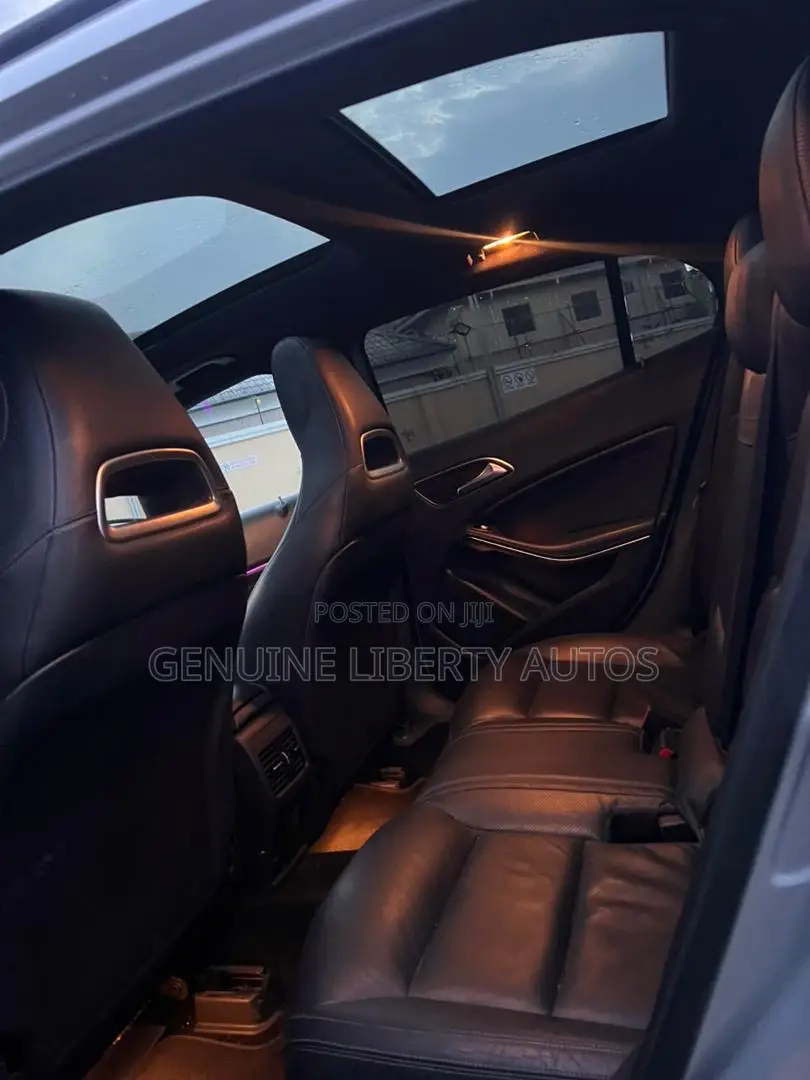 Mercedes-Benz GLA-Class 2016 Silver