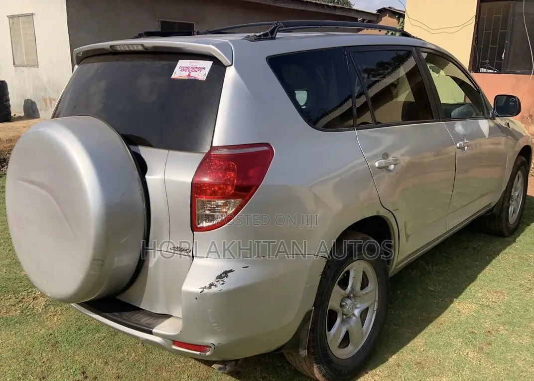Toyota RAV4 2008 Silver