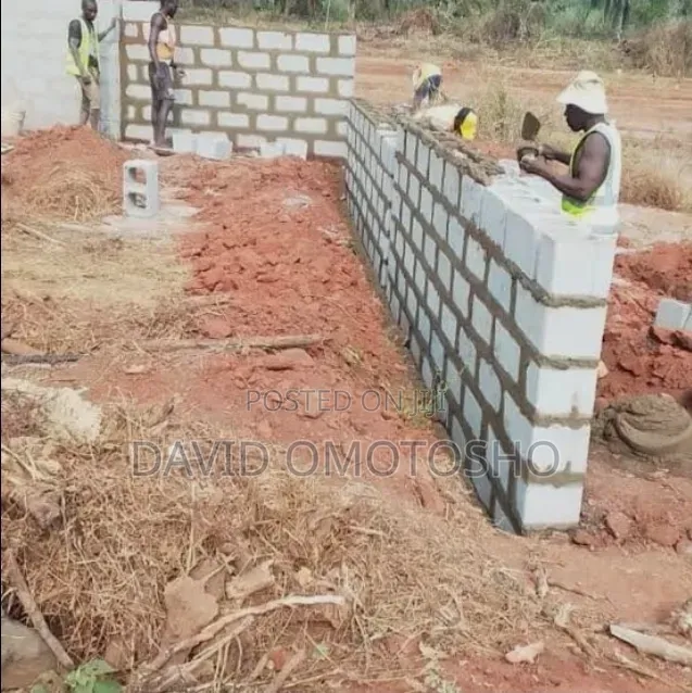 Experienced Bricklayer