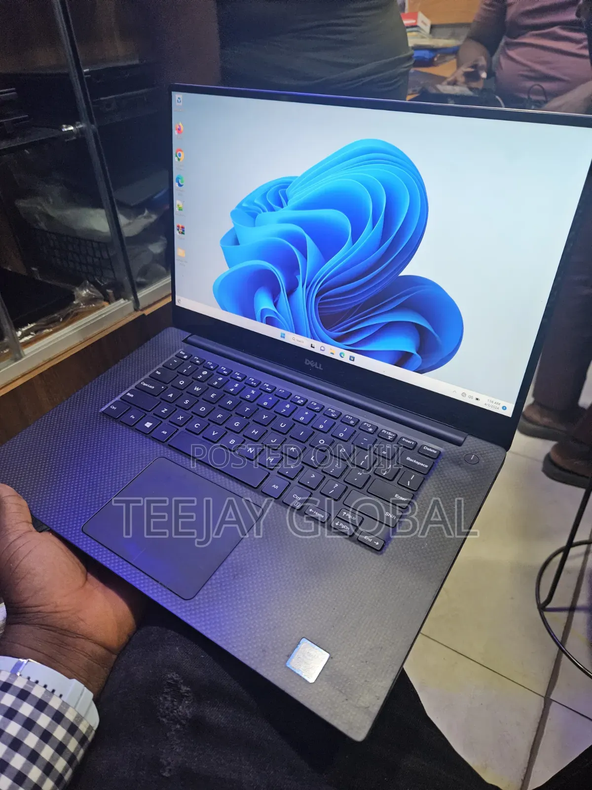 Laptop Dell Precision 15 5520 16GB Intel Core i7 SSD 256GB