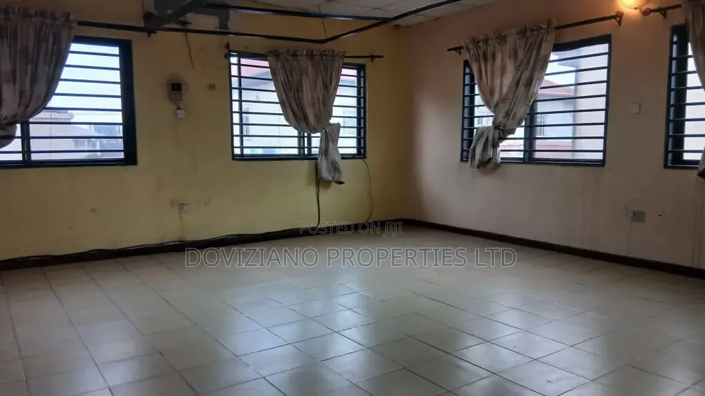 5bdrm Duplex in Lekki Phase 1 for rent