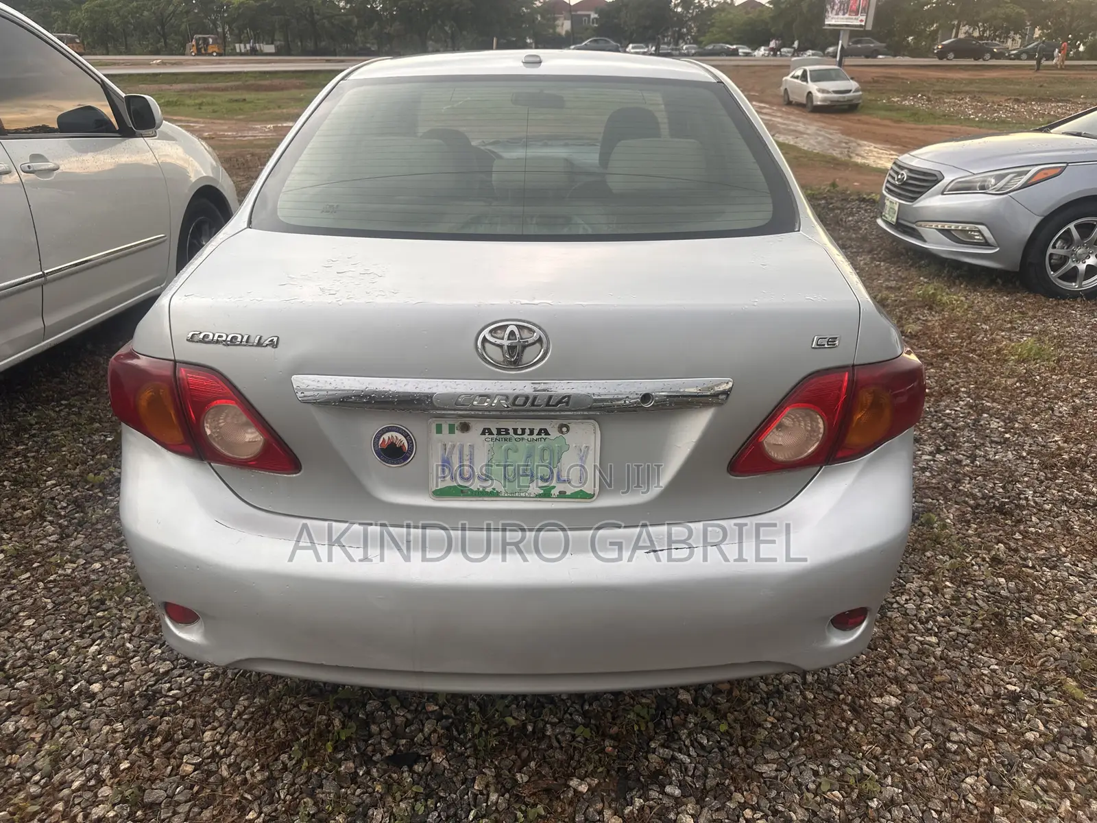 Toyota Corolla LE 4dr Sedan (1.8L 4cyl 4A) 2010 Silver