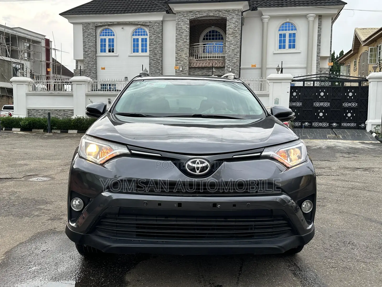 Toyota RAV4 Limited AWD (2.5L 4cyl 6A) 2017 Gray