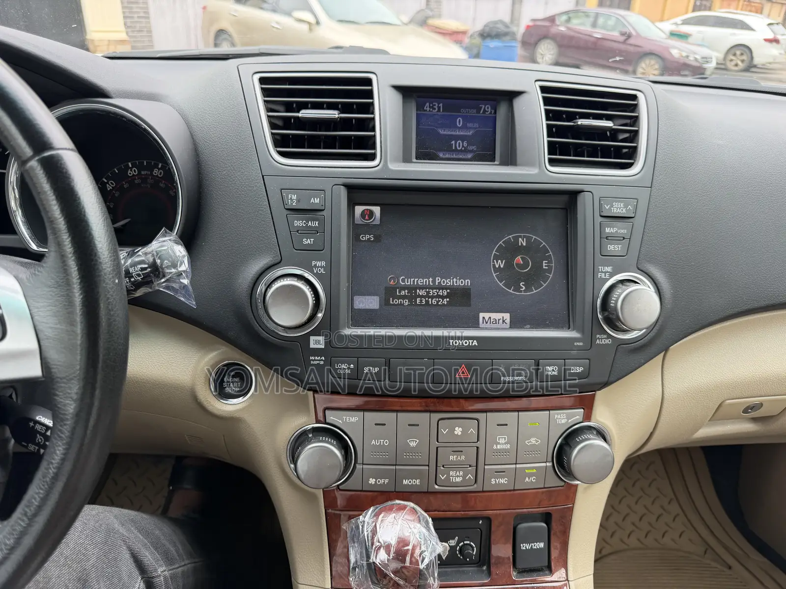 Toyota Highlander Limited 2012 White