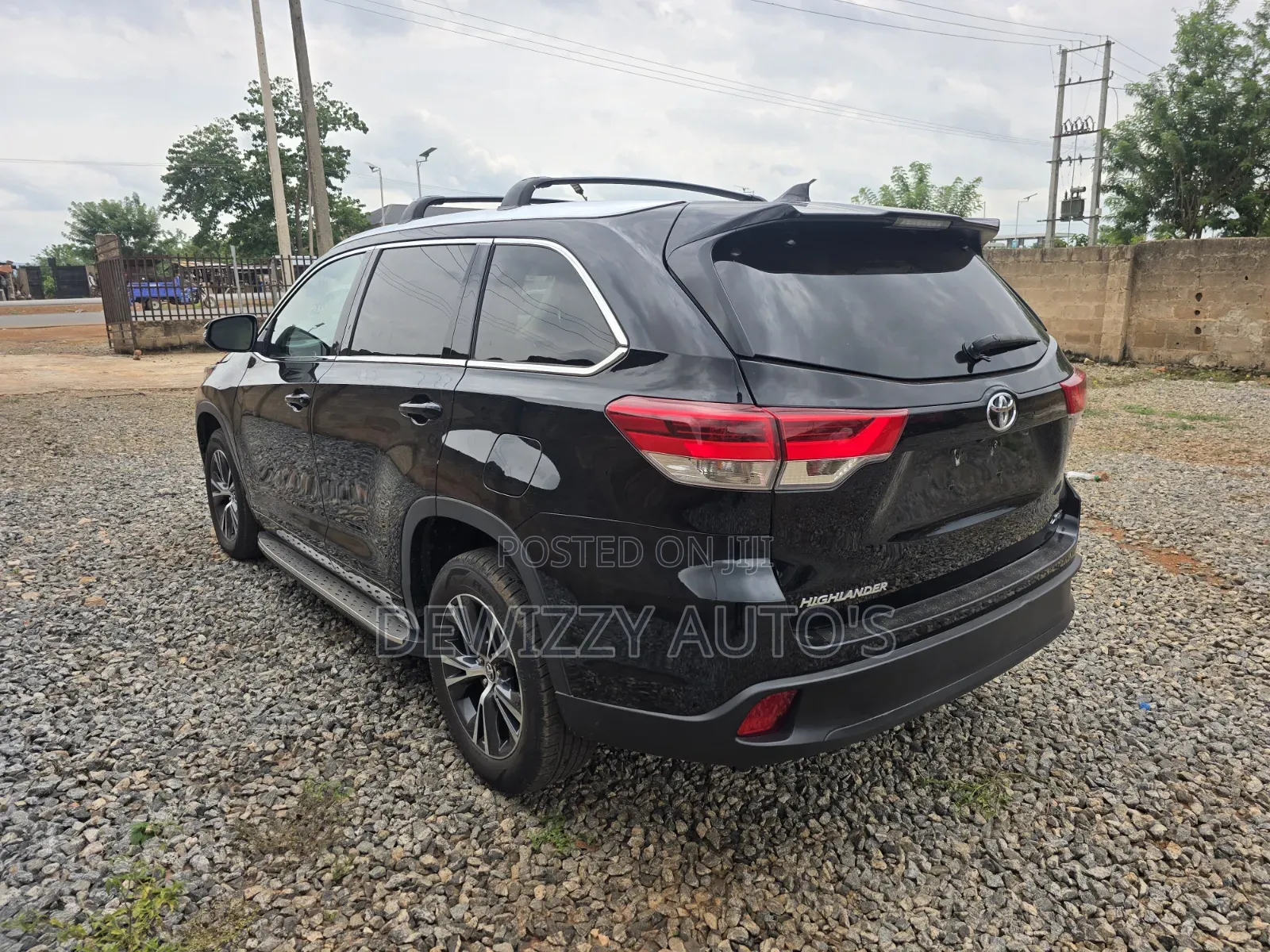 Toyota Highlander XLE 4x4 V6 (3.5L 6cyl 8A) 2018 Black