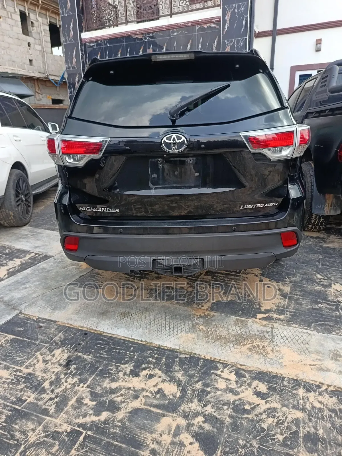 Toyota Highlander Limited 4dr SUV AWD (3.5L 6cyl 6A) 2015 Black
