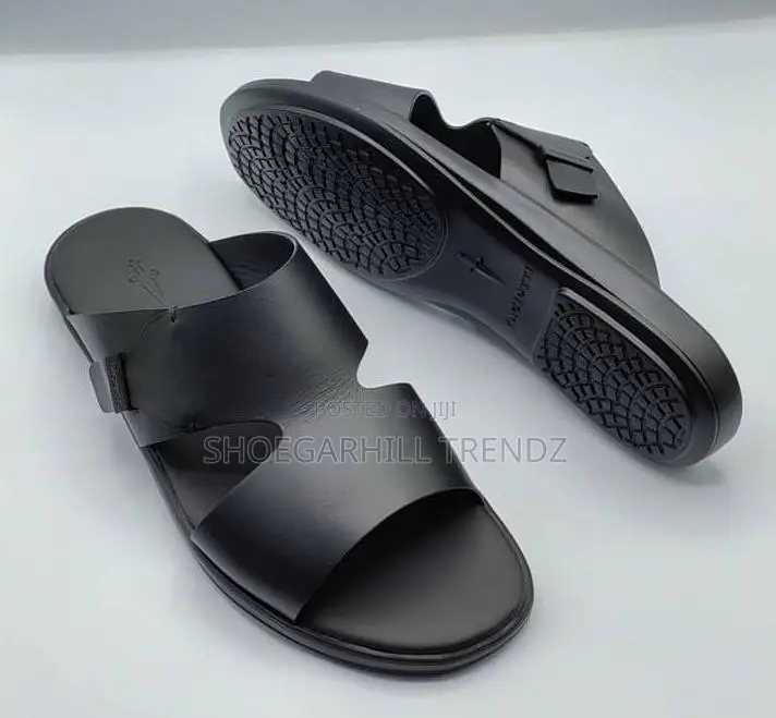 Classic Italian Palm Slippers – Premium Quality