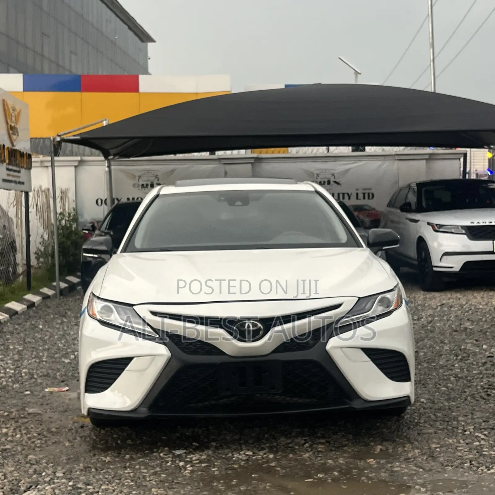 Toyota Camry 2018 White