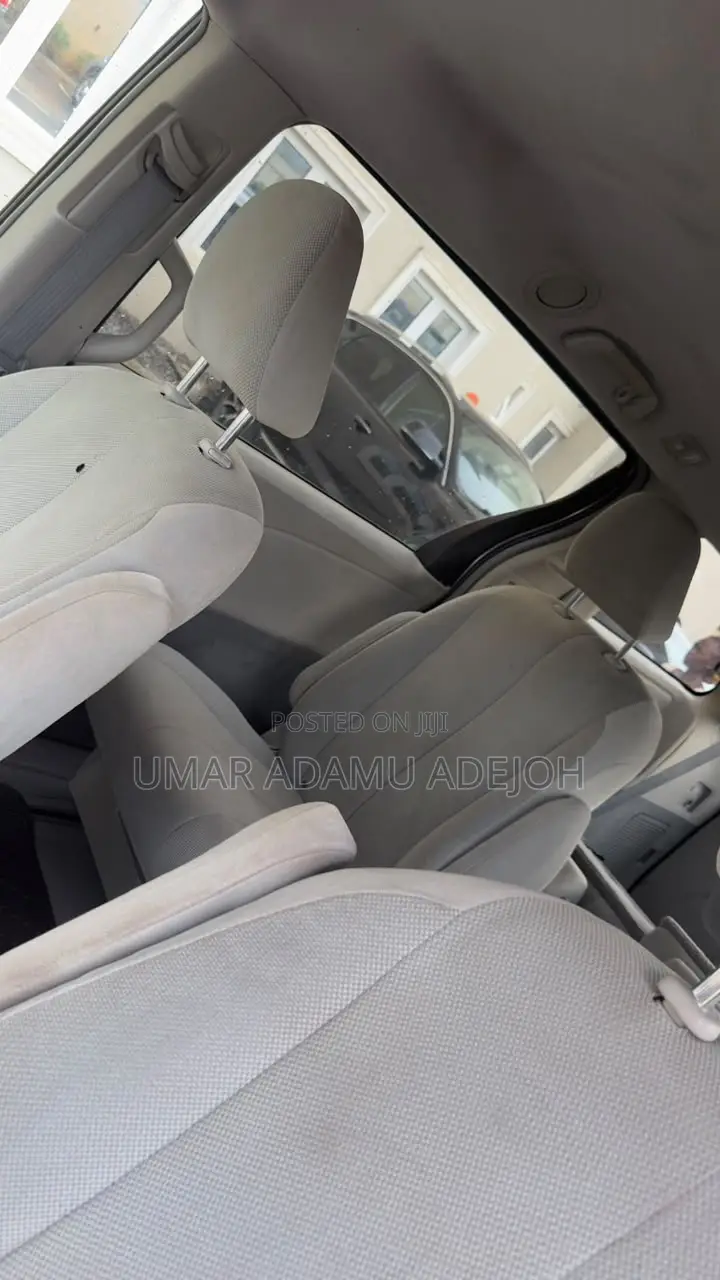 Toyota Sienna 2011 Gray