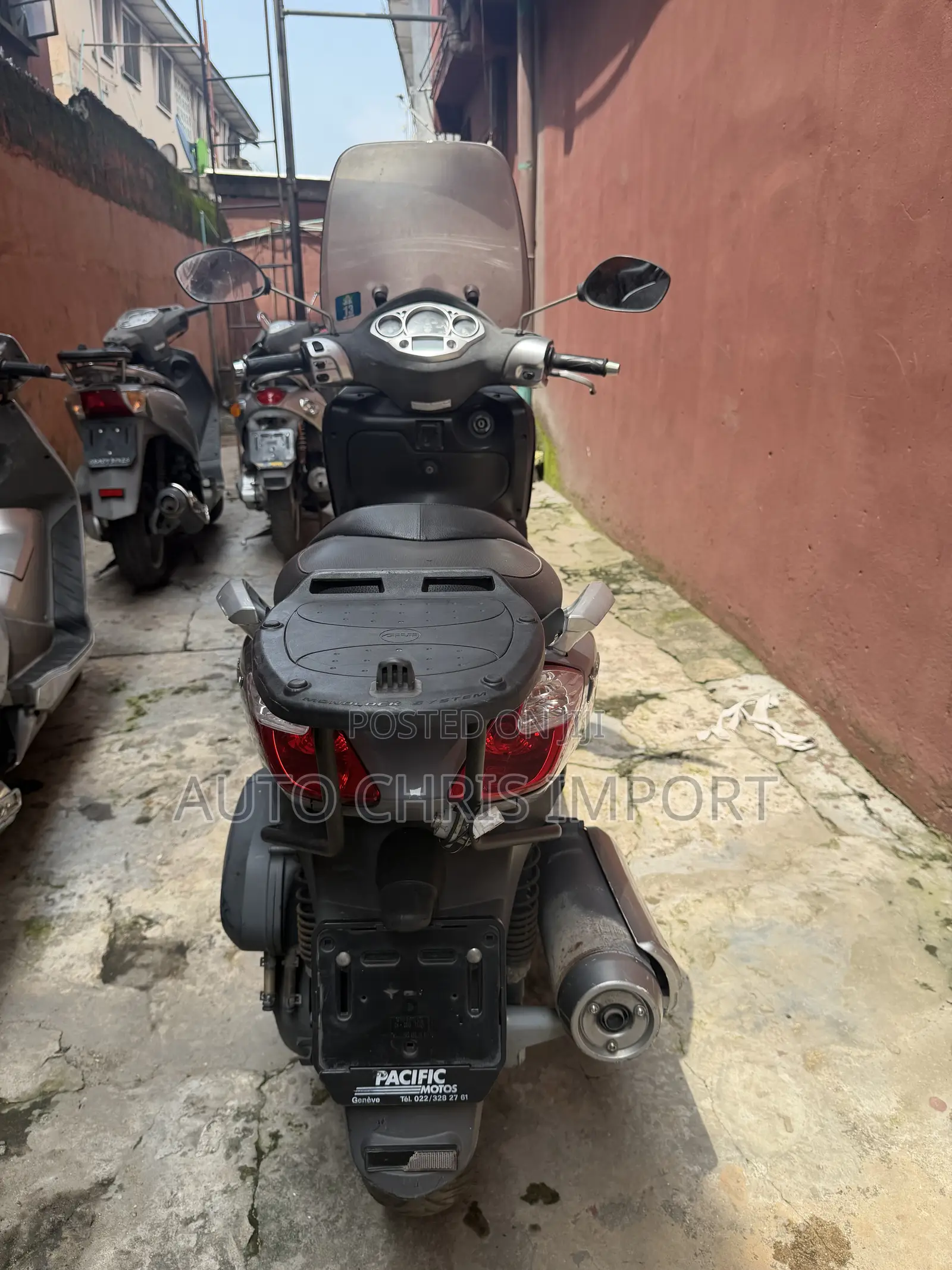 Yamaha 2012 Gray
