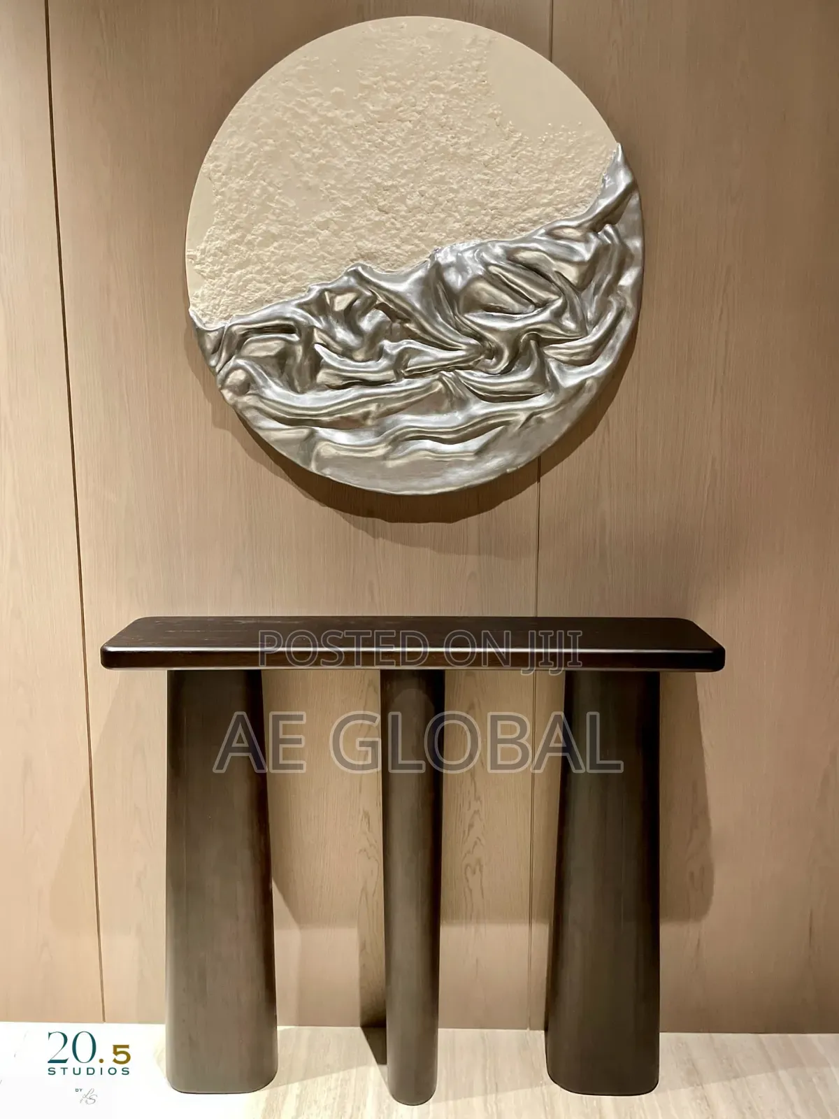 Luxurious Vanities Console Table