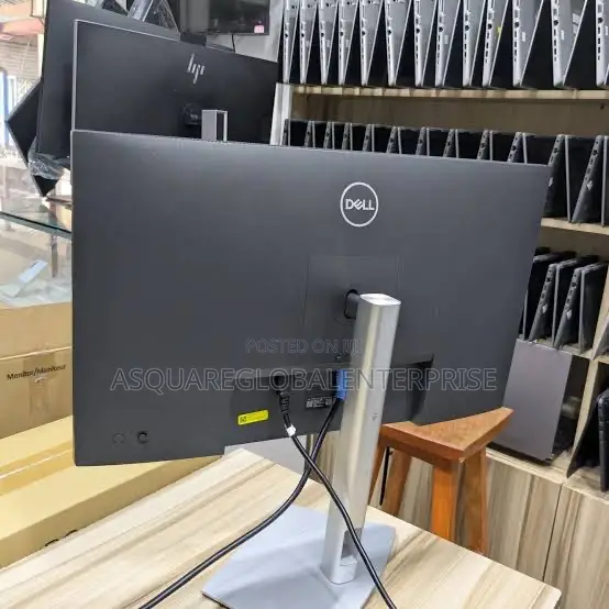 Dell P2723de 27-Inch QHD Usb-C Hub Monitor