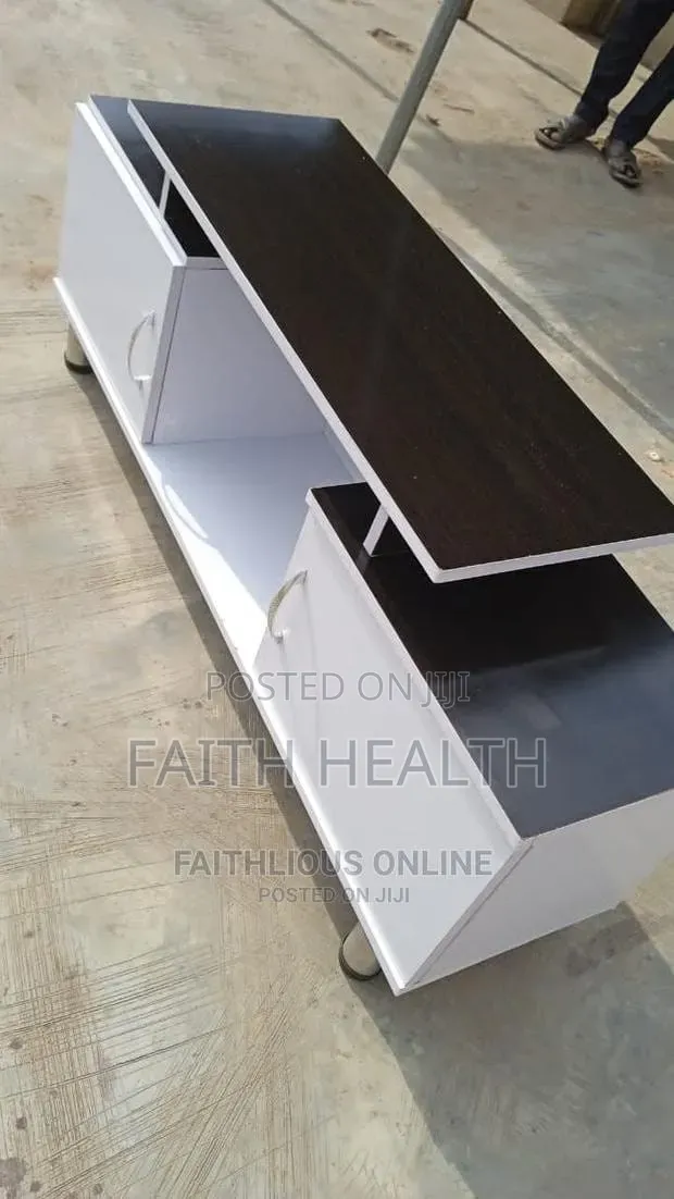 High-Quality Tv Stand With Multiple Storage Compartments