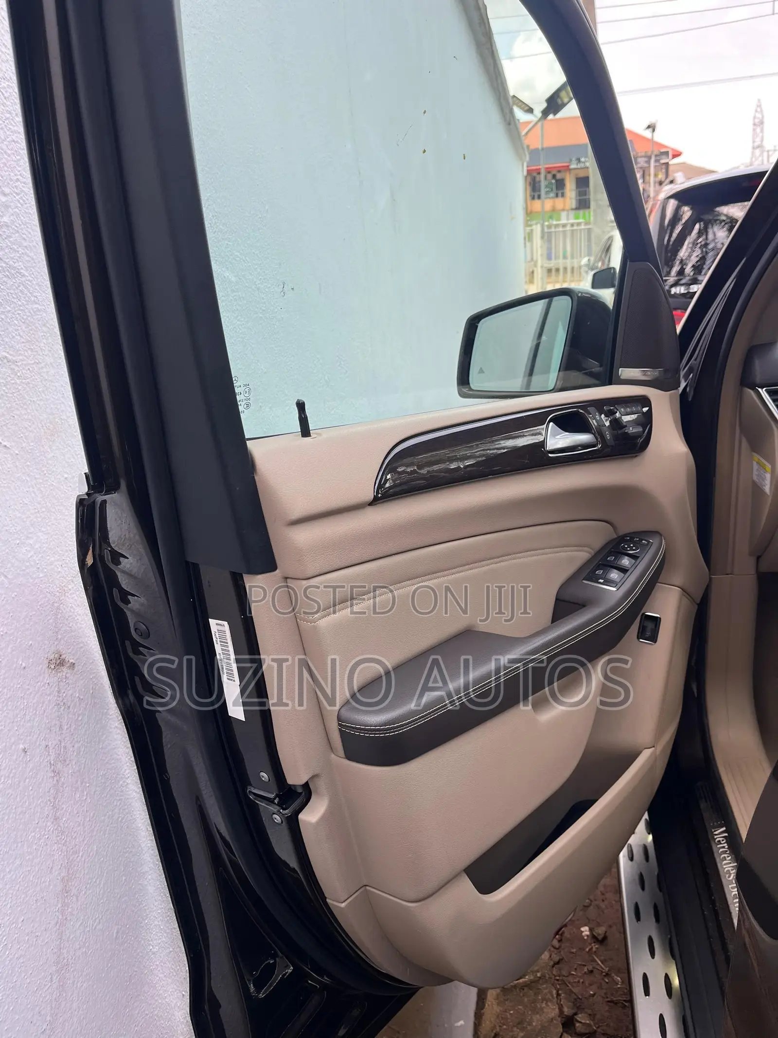 Mercedes-Benz M Class ML350 4MATIC 4dr SUV AWD (3.5L 6cyl 7A) 2014 Black