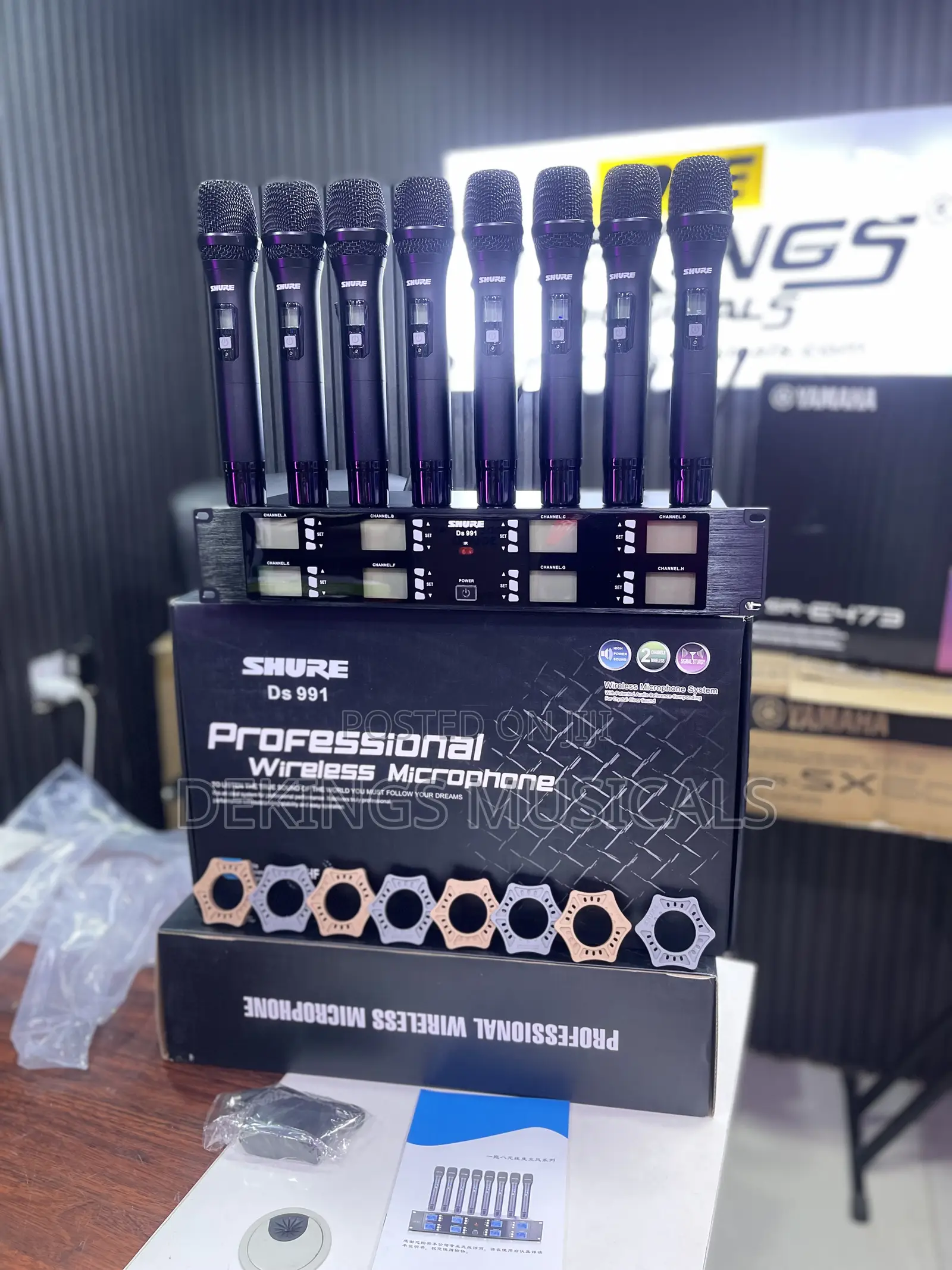 Powerful Shure 8 in 1 Wireless Microphone System