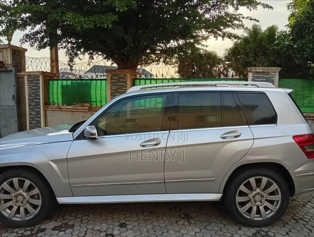 Mercedes-Benz GLK-Class 350 4MATIC 2010 Silver