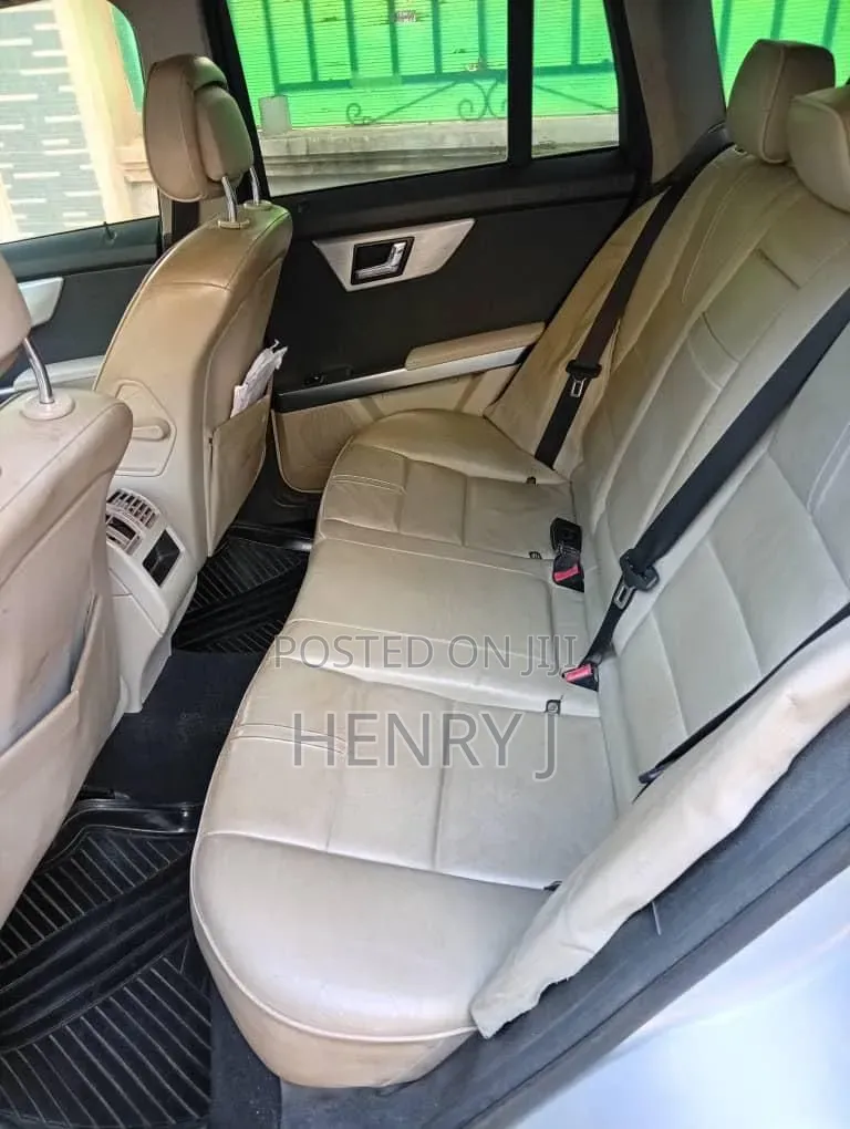 Mercedes-Benz GLK-Class 350 4MATIC 2010 Silver