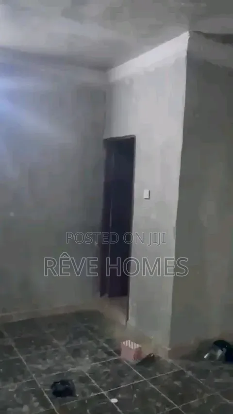 Mini Flat in Abule-Ijesha for rent