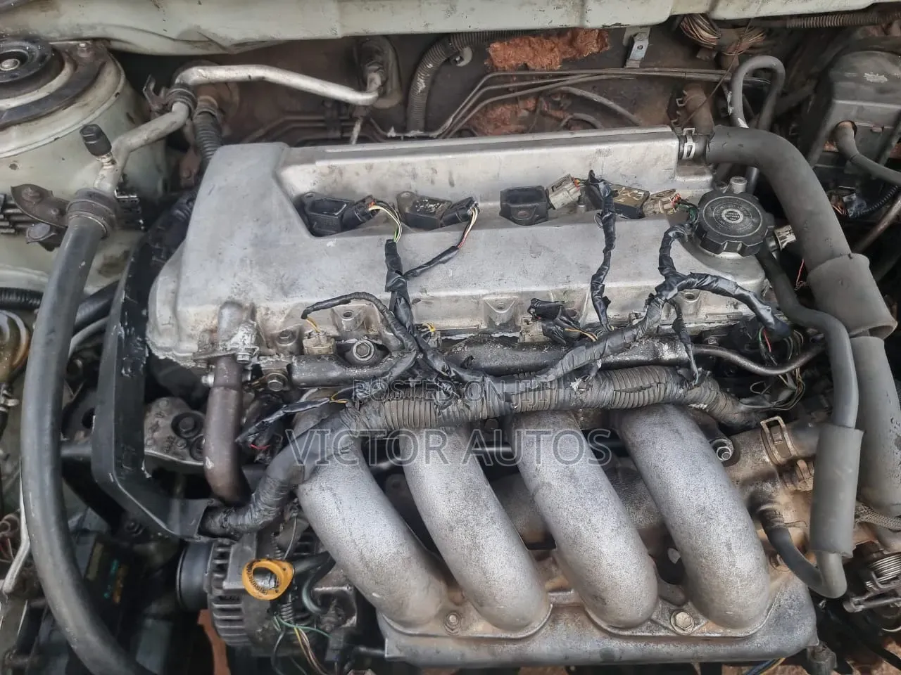Toyota Matrix 2004 Silver