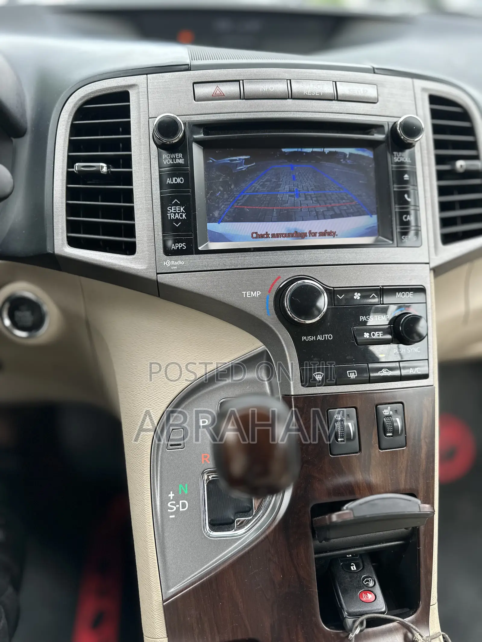 Toyota Venza XLE 2014 White