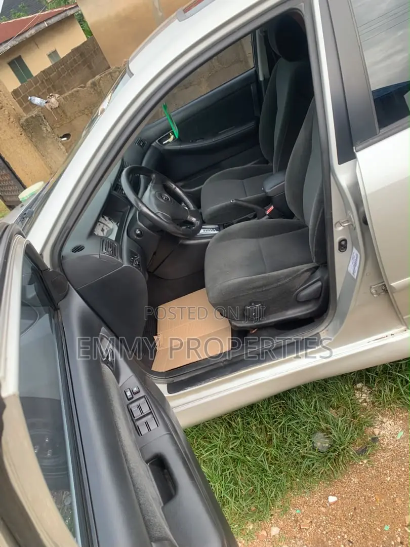 Toyota Corolla S 2005 Silver