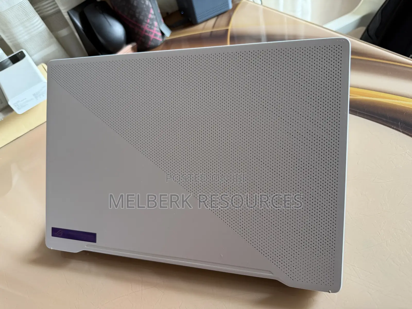 Laptop Asus ROG Zephyrus G14 16GB AMD Ryzen 9 SSD 1T