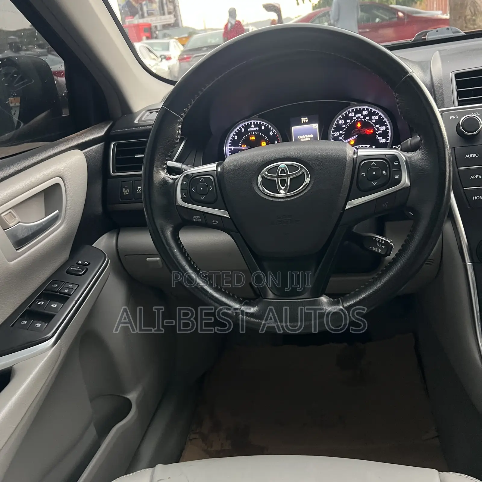 Toyota Camry 2016 Maroon