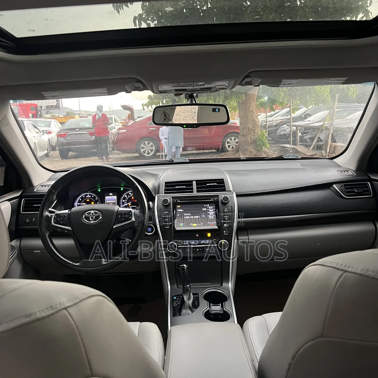 Toyota Camry 2016 Maroon
