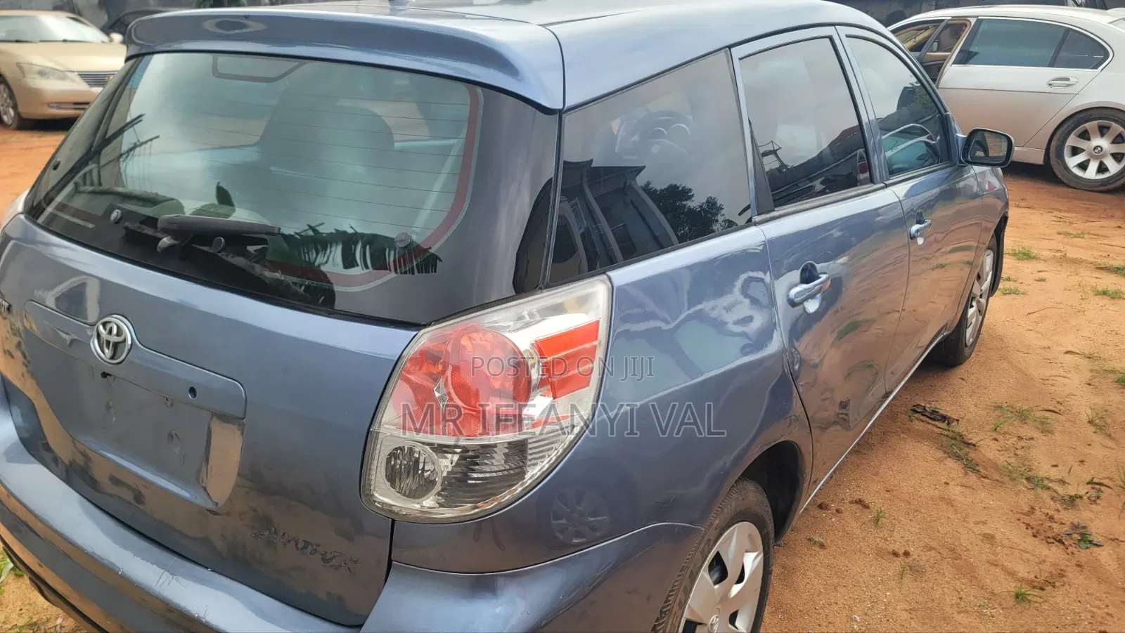 Toyota Matrix Hatchback FWD (1.8L 4cyl 5M) 2007 Blue