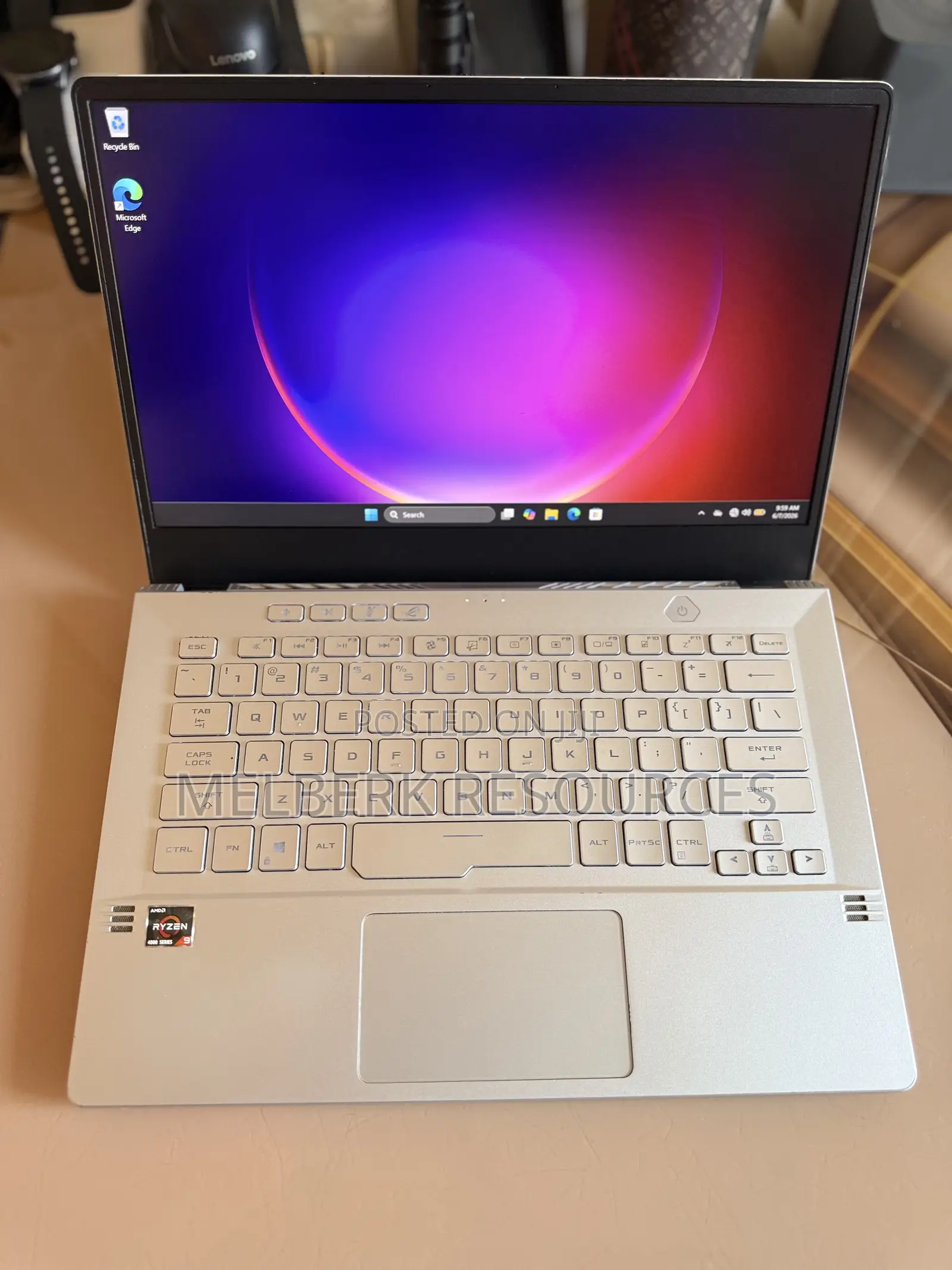 Laptop Asus ROG Zephyrus G14 24GB AMD Ryzen 9 SSD 1T