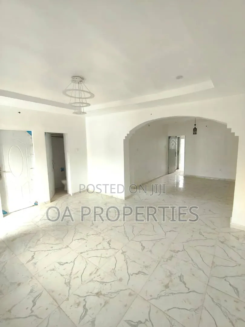 3bdrm Block of Flats in Ibadan for rent