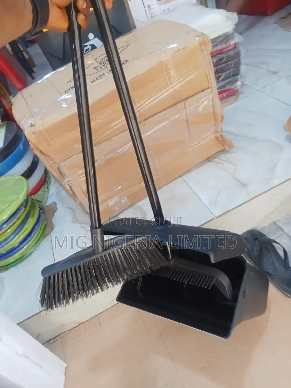 Long Handled Dustpan and Brush Set, Upright Outdoor Dust Pan and Broo