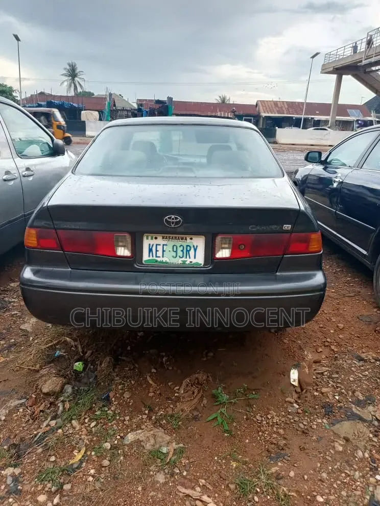 Toyota Camry 2001