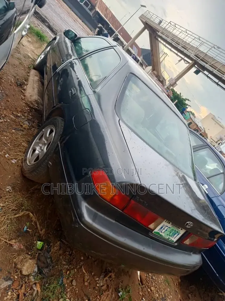Toyota Camry 2001