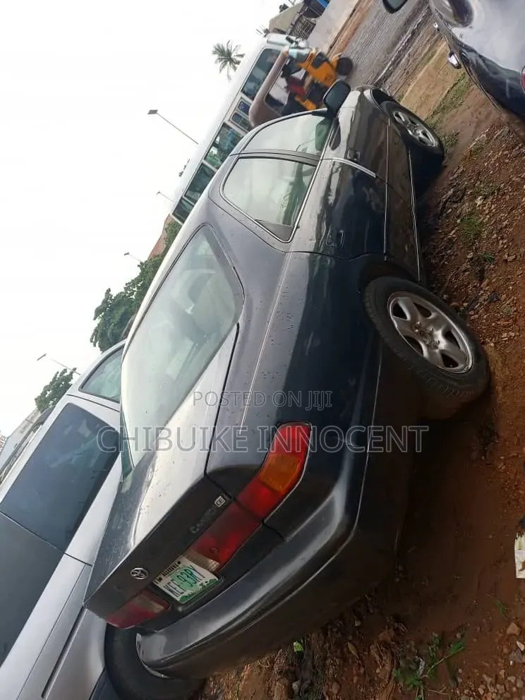 Toyota Camry 2001