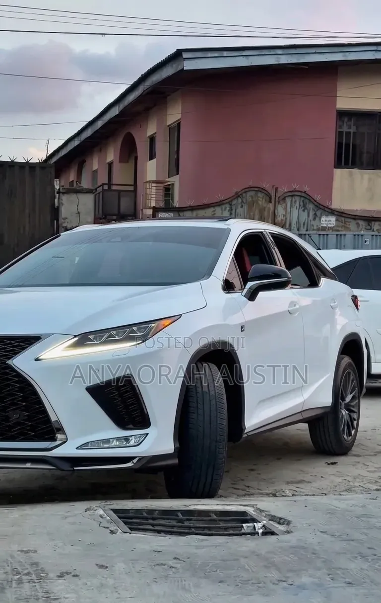 Lexus RX 2022 White