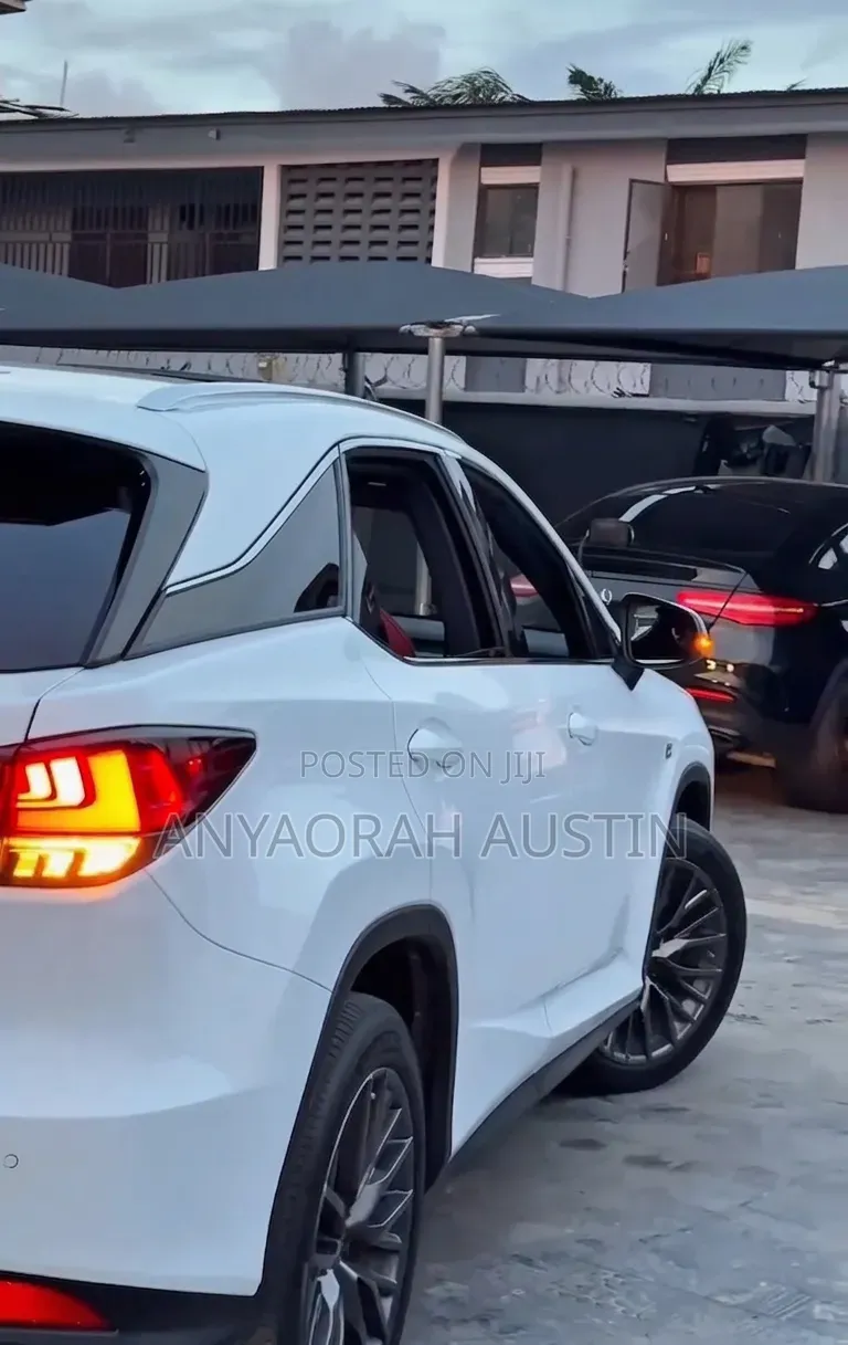 Lexus RX 2022 White