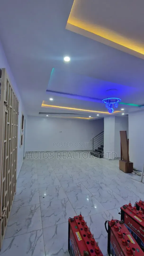4bdrm Duplex in Emmanuel Estate, Jericho for sale