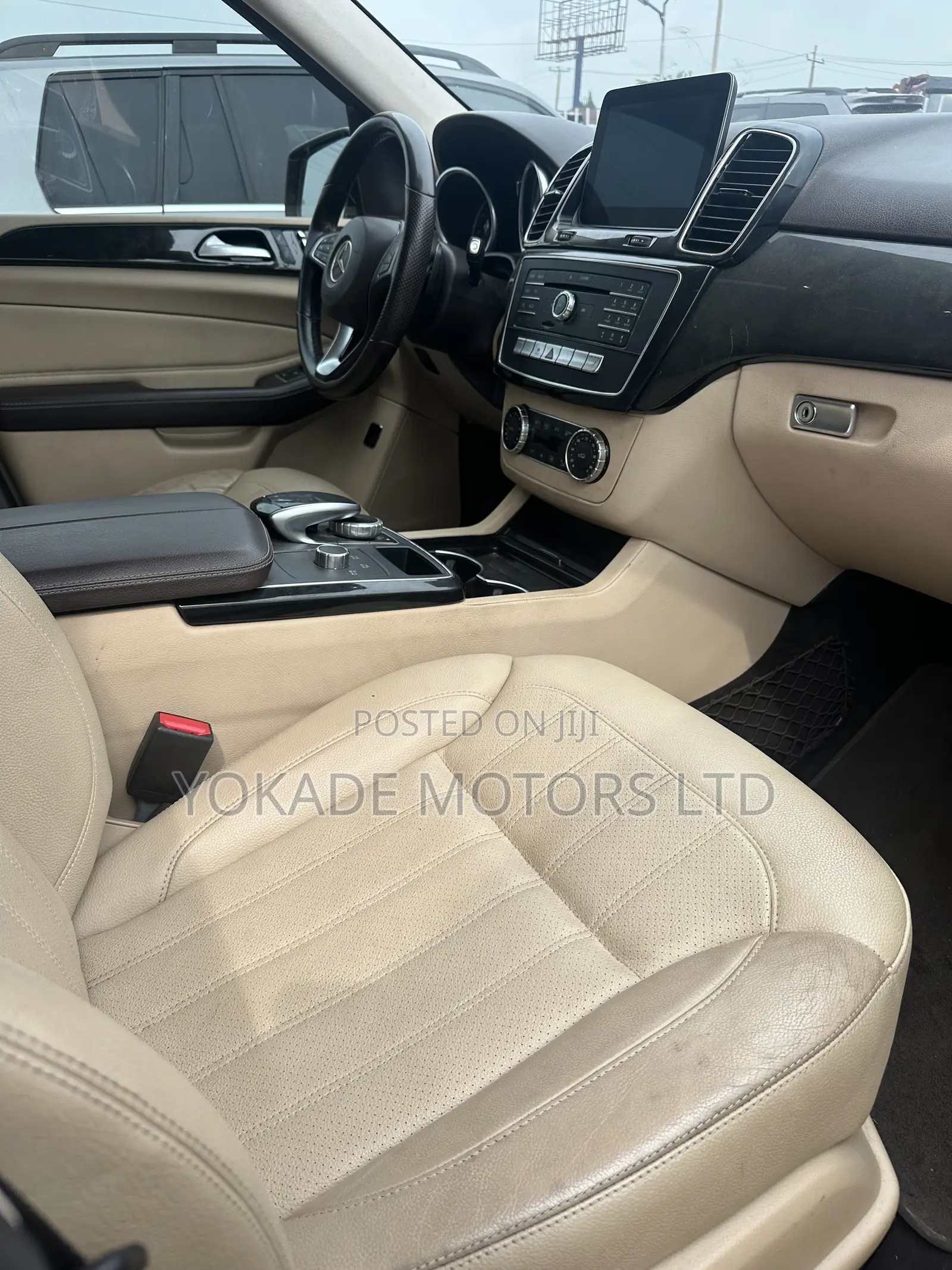 Mercedes-Benz GLE-Class GLE 350 2016 Gold