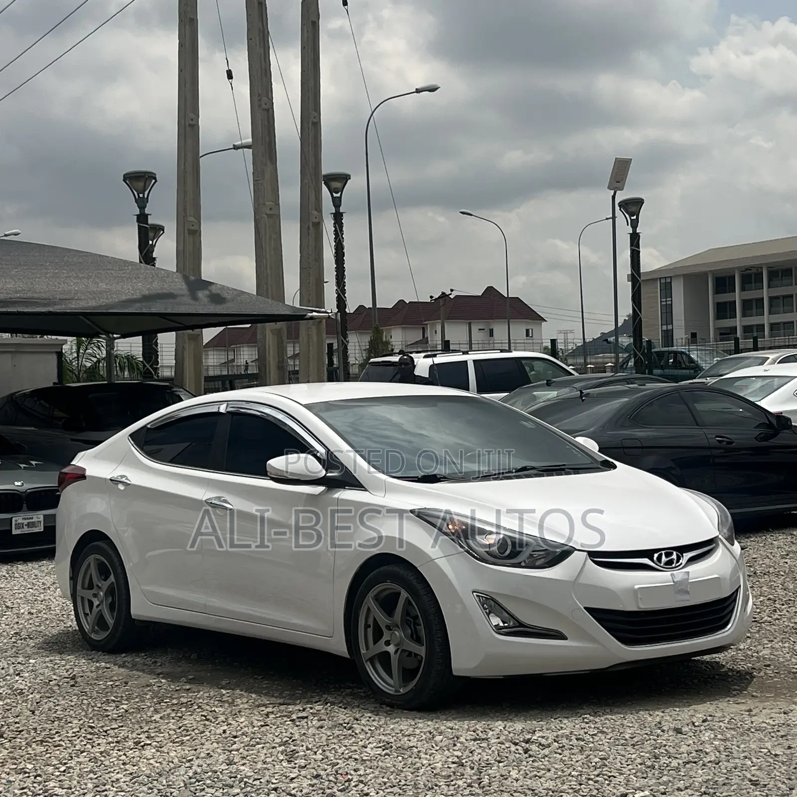 Hyundai Avante 2013 White