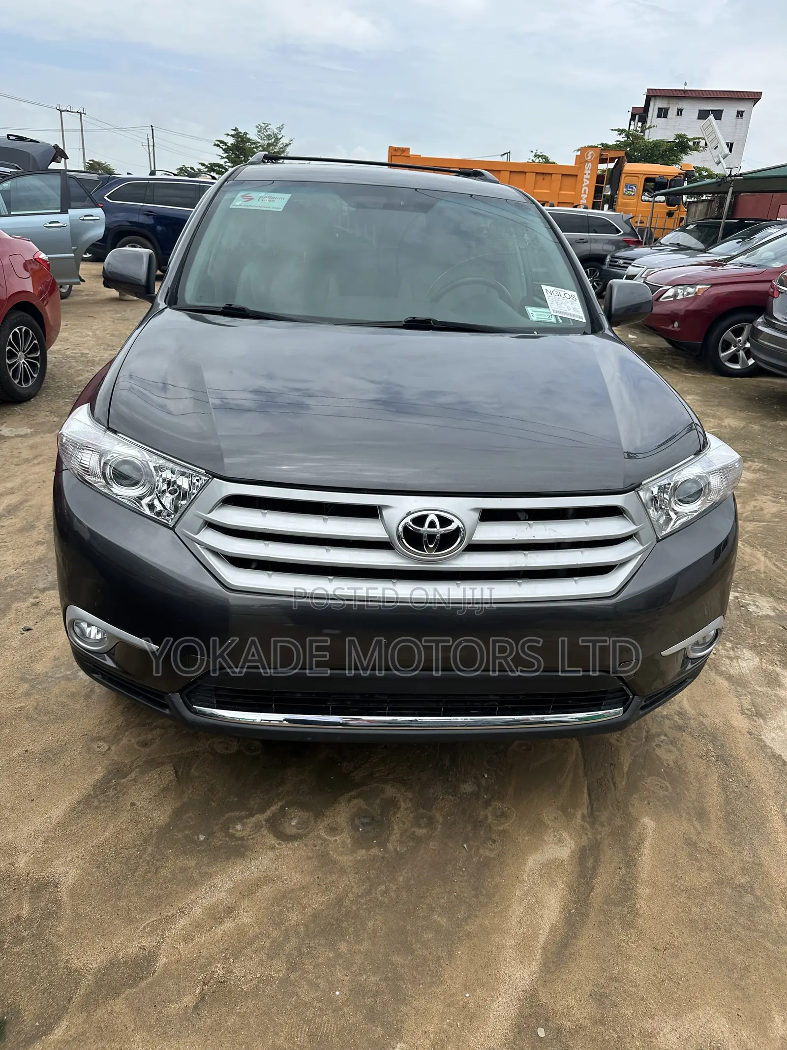 Toyota Highlander 3.5L 2WD 2013 Gray