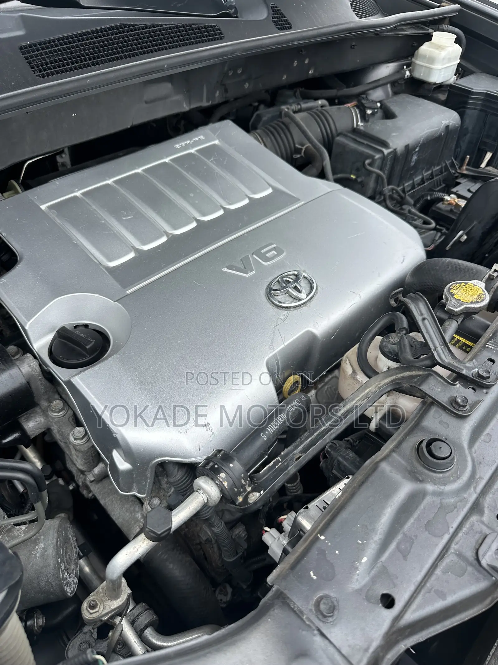 Toyota Highlander 3.5L 2WD 2013 Gray
