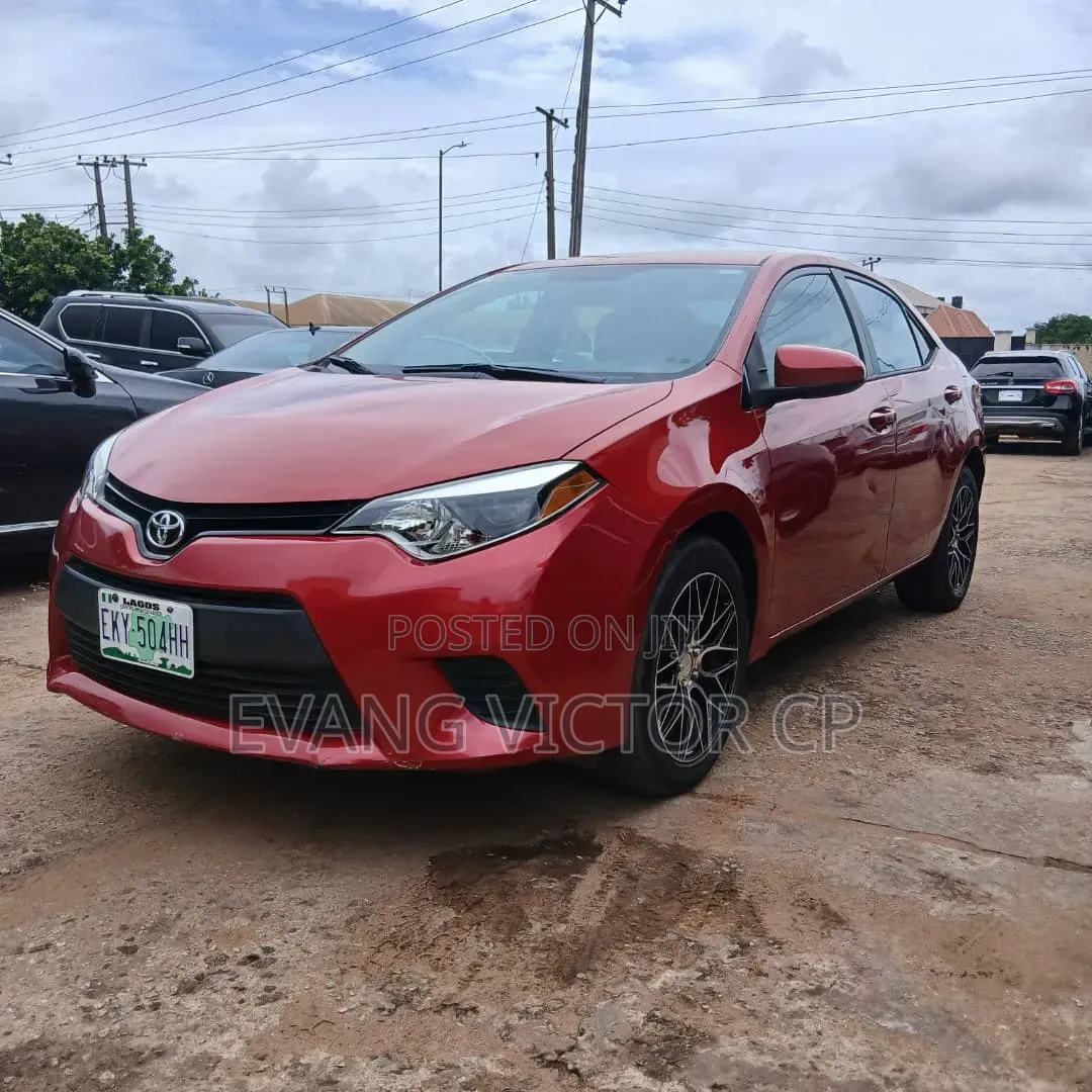 Toyota Corolla L 4dr Sedan (1.8L 4cyl 6M) 2014 Red