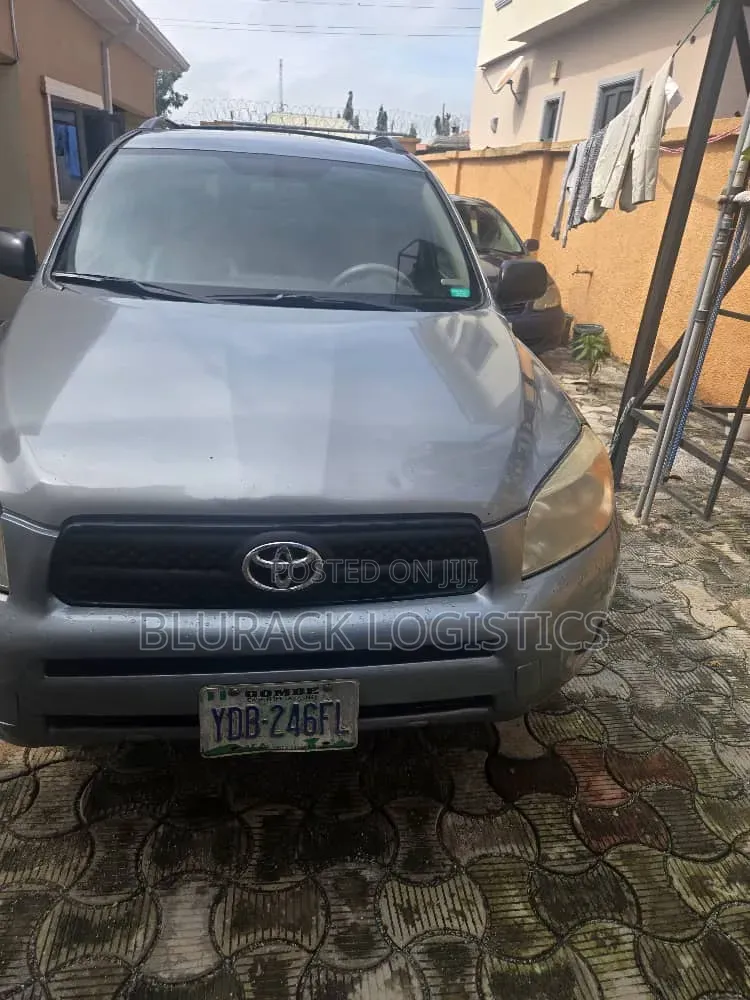 Toyota RAV4 2008 Gray