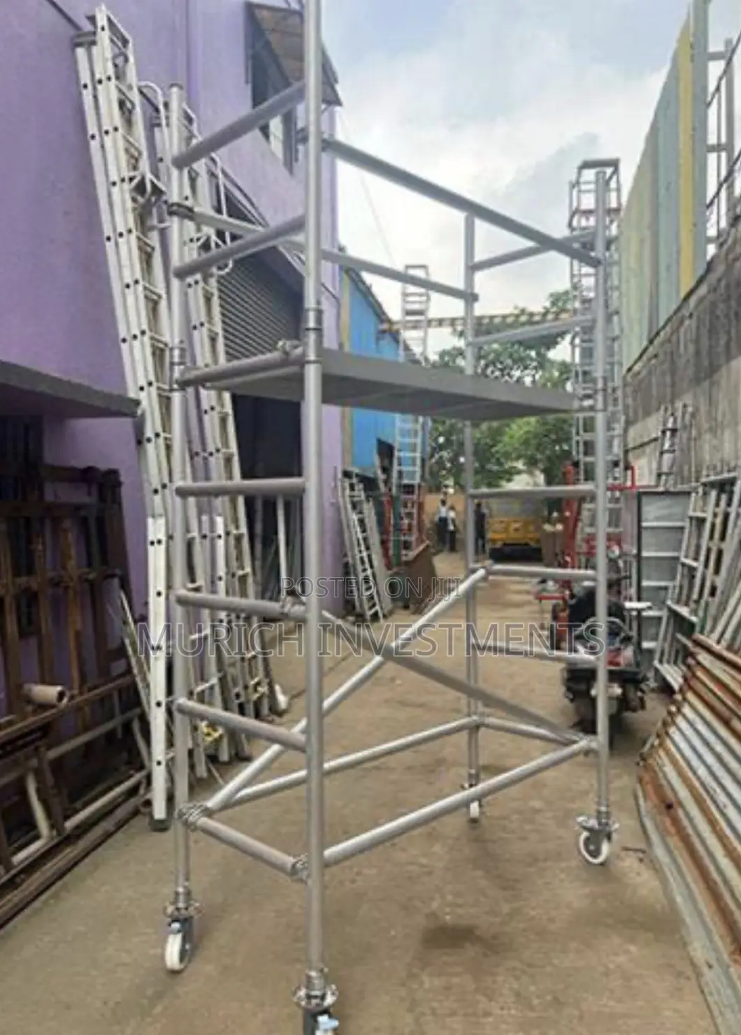Aluminium Mobile Scaffolding Tower 2m X 1.5m X 2m – Adjustable Height