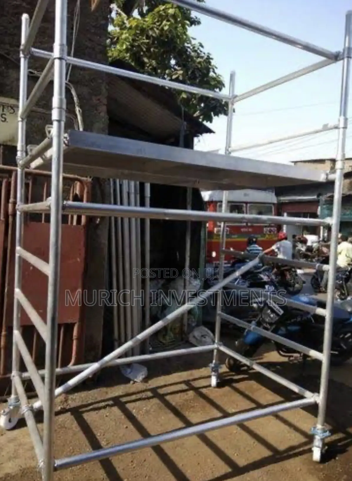 Aluminium Mobile Scaffolding Tower 2m X 1.5m X 2m – Adjustable Height