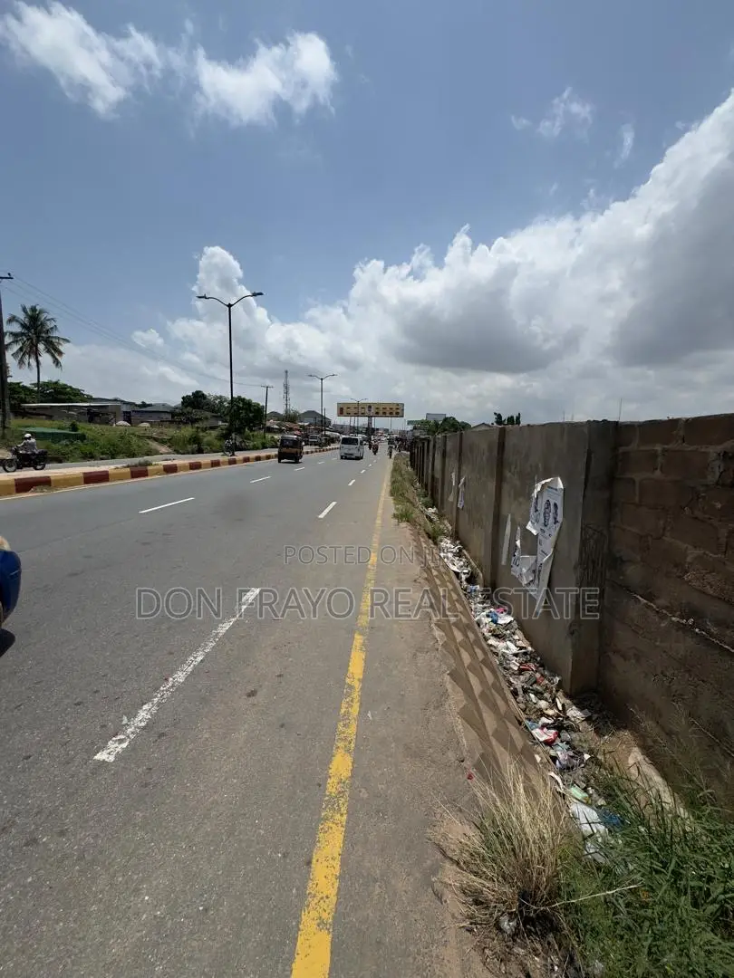 500 SQM of Commercial Land for Sale on Bodija Major Road