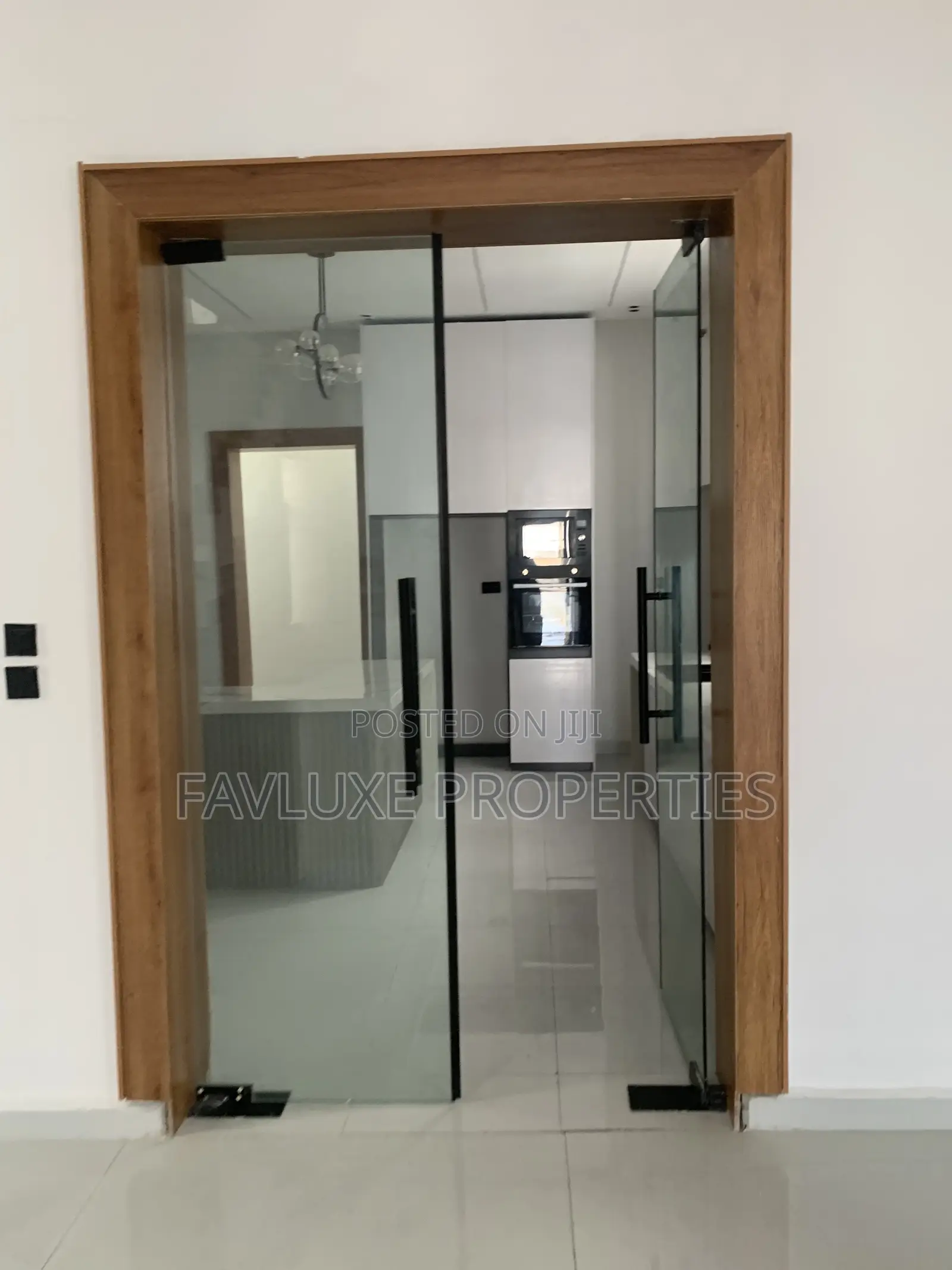 5bdrm Duplex in Royal Pine, Lekki Phase 2 for sale