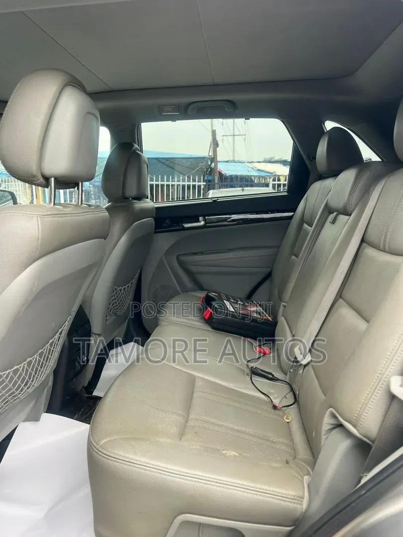 Kia Sorento LX 4dr SUV (3.3L 6cyl 6A) 2014 Gray